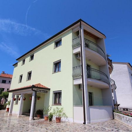 Apartments Villa Mara 로비니 외부 사진