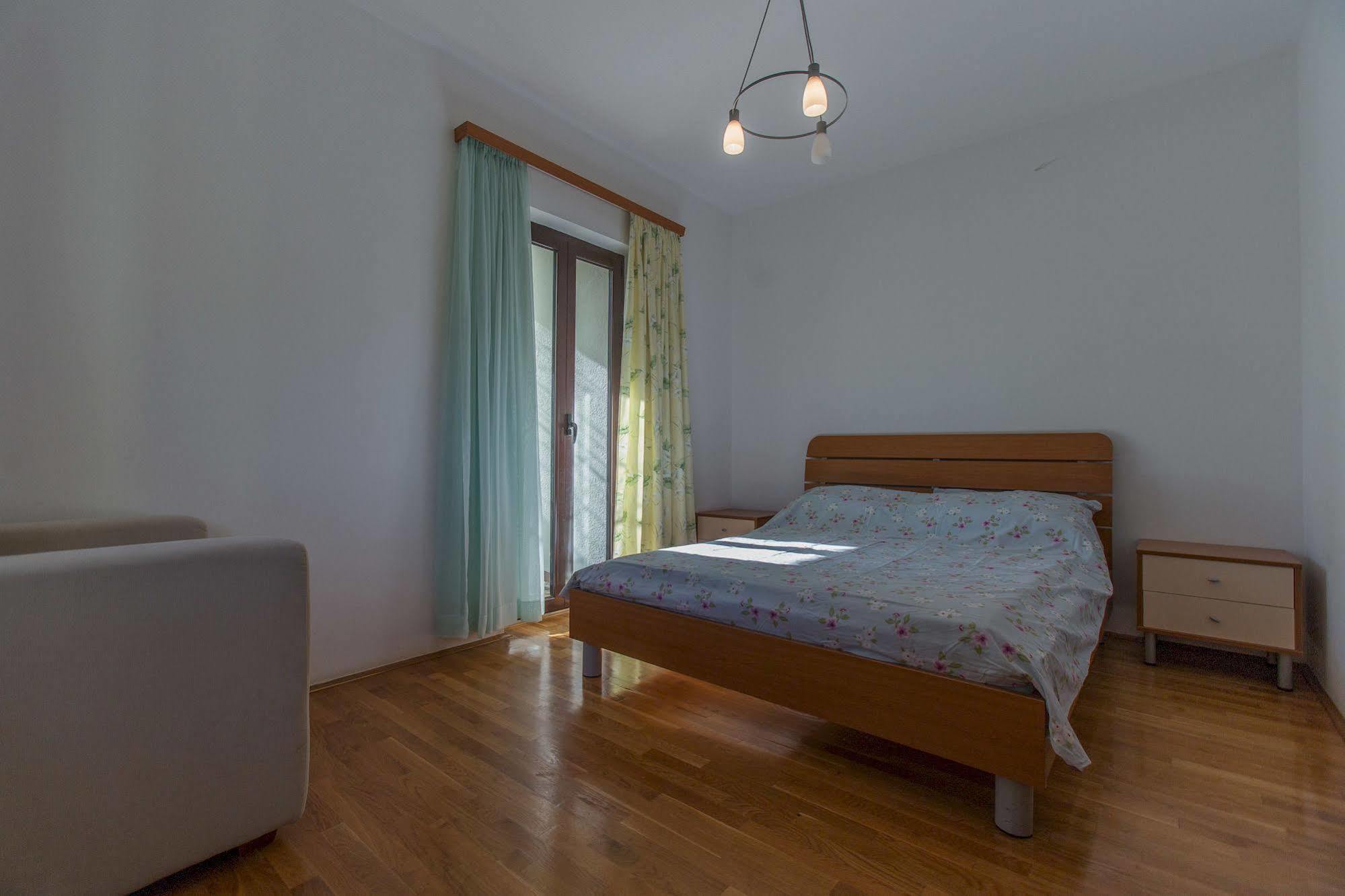 Apartments Villa Mara 로비니 외부 사진